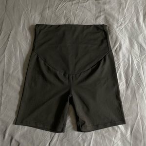 SHEIN Black Maternity Biker Shorts Size M